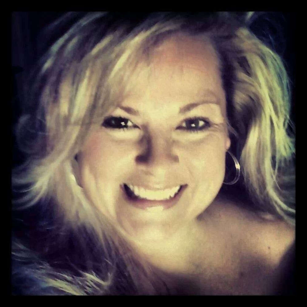 Meet your Posher, Amber dean